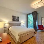 Residenza I Melograni - * דומאסו